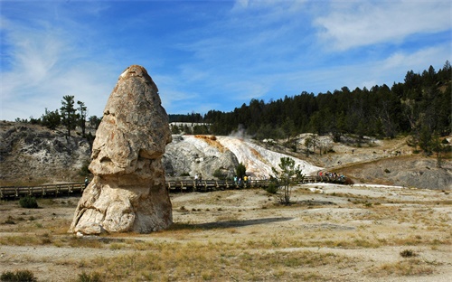 去云南旅游一周大概需要多少錢(去云南旅游一周大概需要多少錢呢)